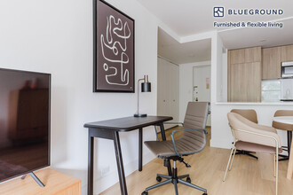600 Columbus Ave, Unit FL3-ID1558 in New York, NY - Building Photo - Building Photo