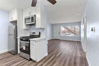 1804 W 78th St in Los Angeles, CA - Building Photo - Building Photo