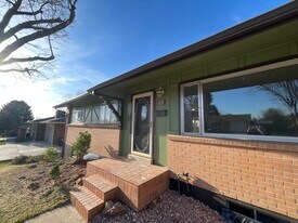 7991 E Hampden Cir in Denver, CO - Building Photo