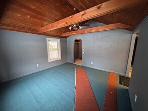 1301 Hillcrest St in Lansing, MI - Building Photo - Building Photo