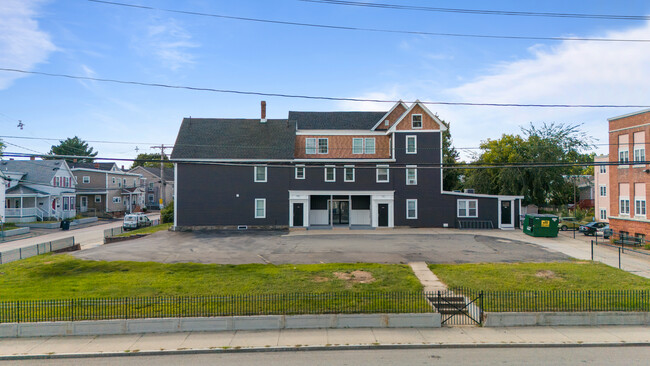 36 Chandler St in Nashua, NH - Foto de edificio - Building Photo