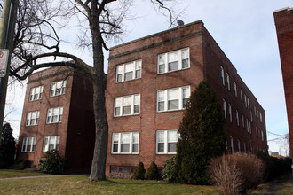 851-853 Wethersfield Ave in Hartford, CT - Building Photo - Building Photo