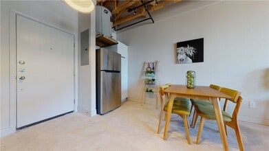 305 W 27th St, Unit 332 in Bryan, TX - Building Photo - Building Photo