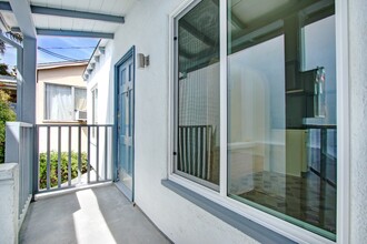 6TH847 in Santa Monica, CA - Building Photo - Building Photo