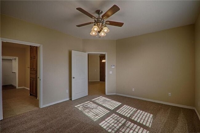 11326 NW 121st Pl in Yukon, OK - Building Photo - Building Photo