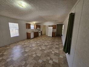 132 Chester White Dr in Seven Springs, NC - Building Photo - Building Photo