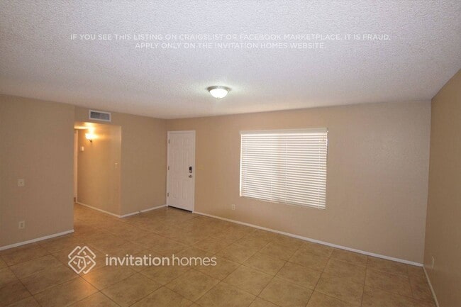 7724 W Pierson St in Phoenix, AZ - Foto de edificio - Building Photo