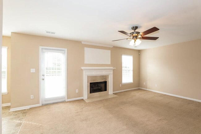 4501 Sedgewood Ln in Harrisburg, NC - Building Photo - Building Photo