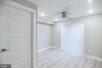 2408 N Mascher St-Unit -B in Philadelphia, PA - Building Photo - Building Photo
