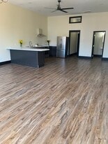 103 S Main St in Harrodsburg, KY - Building Photo