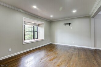 321 North Ave in Cranford, NJ - Building Photo - Building Photo