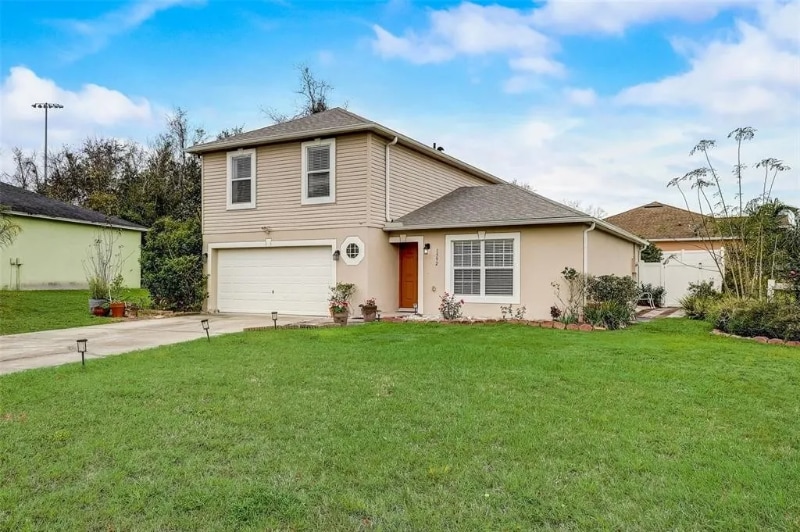 1592 Ortega Ave in Deltona, FL - Building Photo