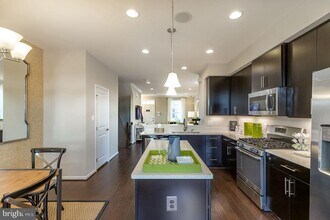 3437 10th Pl SE in Washington, DC - Building Photo - Building Photo