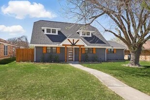 1912 Sierra Dr in Lewisville, TX - Building Photo