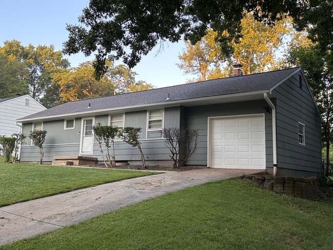 7708 Juniper St in Prairie Village, KS - Building Photo - Building Photo