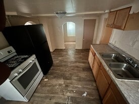 2478 S 5th Pl in Milwaukee, WI - Building Photo