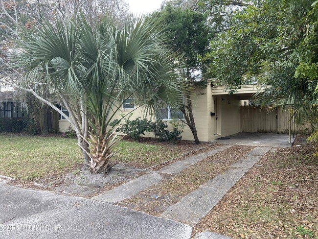 2158 Spring Park Rd in Jacksonville, FL - Building Photo - Building Photo