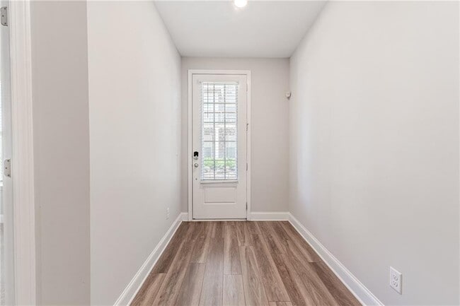 5051 Pinckney Ln in Peachtree Corners, GA - Building Photo - Building Photo