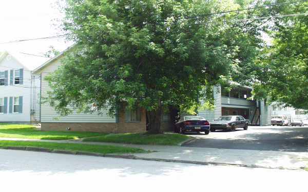 409 Sherman St in Akron, OH - Building Photo - Building Photo