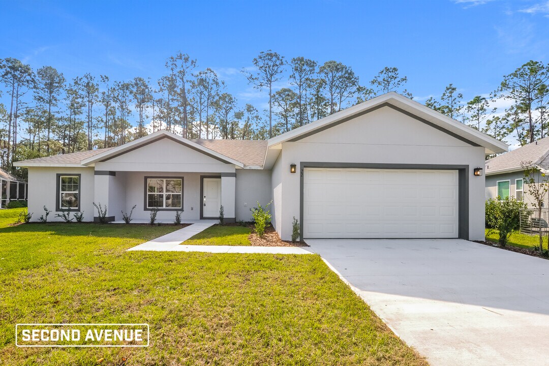 22 Postwood Dr in Palm Coast, FL - Foto de edificio