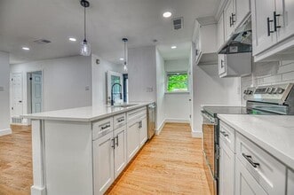 1225 Venus St in Cedar Hill, TX - Building Photo - Building Photo