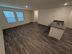 5009 Hunter Mesa Ave in Las Vegas, NV - Building Photo - Building Photo