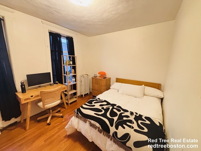 15 Scottfield Rd, Unit 6 in Boston, MA - Building Photo - Building Photo