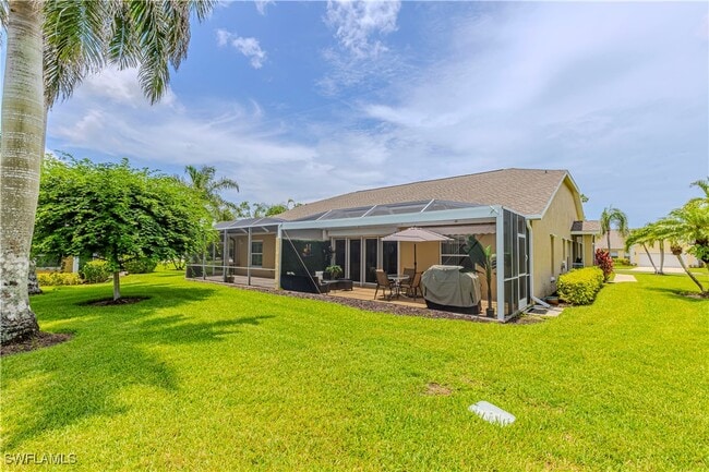 property at 5595 Greenwood Cir