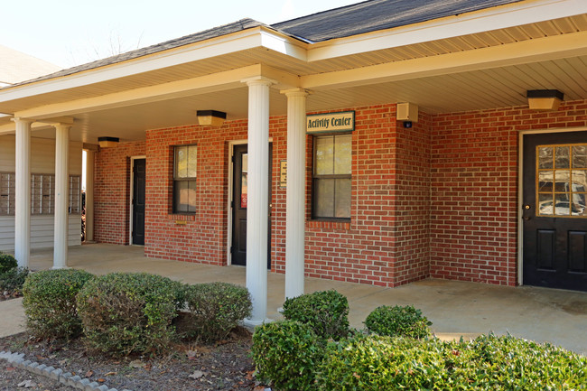 Virginia Meadows Apartments in Montgomery, AL - Building Photo - Building Photo