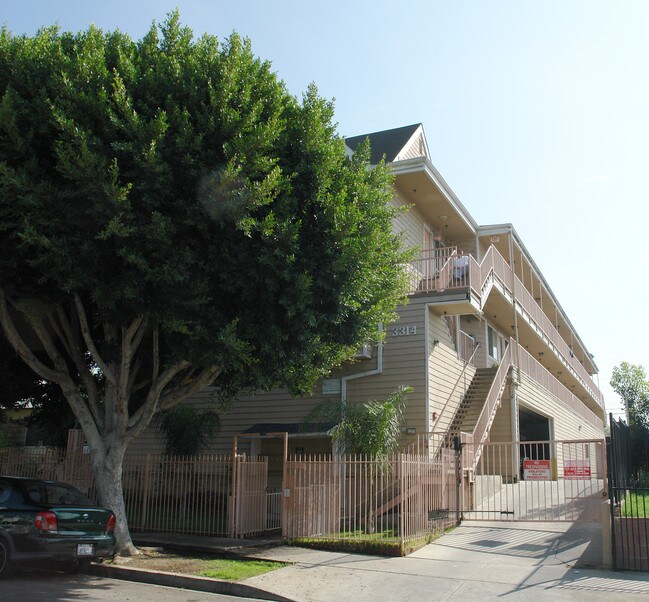 Andrita Apartments in Los Angeles, CA - Building Photo - Building Photo