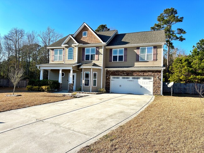 908 Merlin Ct in Jacksonville, NC - Building Photo - Building Photo