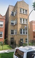 5011 N Troy St in Chicago, IL - Building Photo