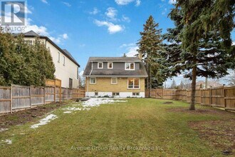 190 Northwood Dr in Toronto, ON - Building Photo - Building Photo