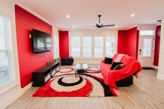 3901 Betty's Pl in Hahira, GA - Foto de edificio - Building Photo