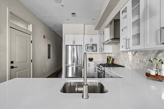 3221 Warder St NW in Washington, DC - Building Photo - Building Photo