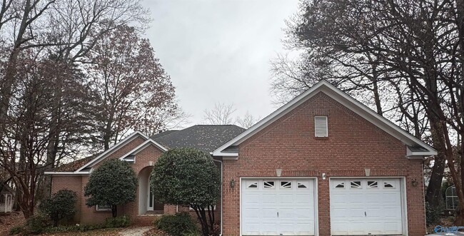 property at 113 Montrose Dr