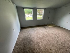 512 Bensyl Ave in Danville, IL - Building Photo - Building Photo