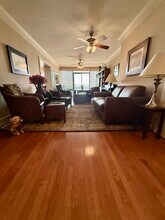 7701 Wurzbach Rd, Unit 1107 in San Antonio, TX - Building Photo - Building Photo