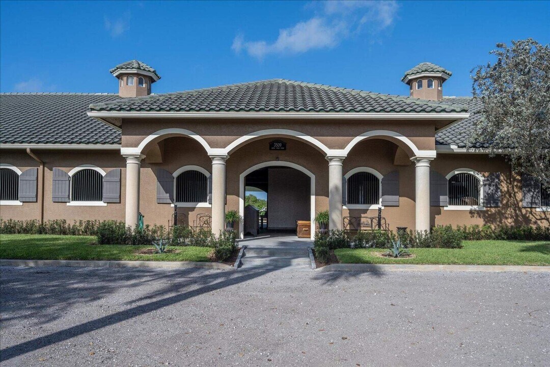 3509 Grand Prix Farms Rd in Wellington, FL - Building Photo