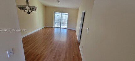 11470 NW 4th Ln in Miami, FL - Building Photo - Building Photo