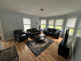 267 Ohio St, Unit #1 in Bangor, ME - Building Photo