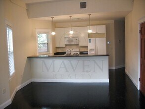 6 Giles Park-Unit -3A in Somerville, MA - Building Photo - Building Photo