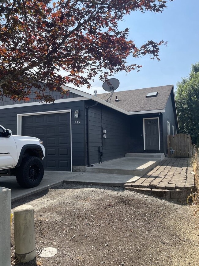 property at 245-247 Gwinn Street E