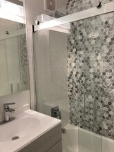 1021 Arlington Blvd, Unit 436 in Arlington, VA - Building Photo - Building Photo