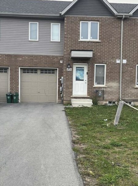 400 Chaffey St in Welland, ON - Building Photo - Building Photo