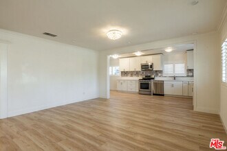 445 S Mansfield Ave in Los Angeles, CA - Building Photo - Building Photo