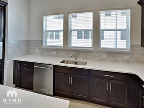 2353 Brix St in Orlando, FL - Foto de edificio - Building Photo