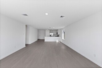 9326 Speckled Trout Dr in Baytown, TX - Building Photo - Building Photo