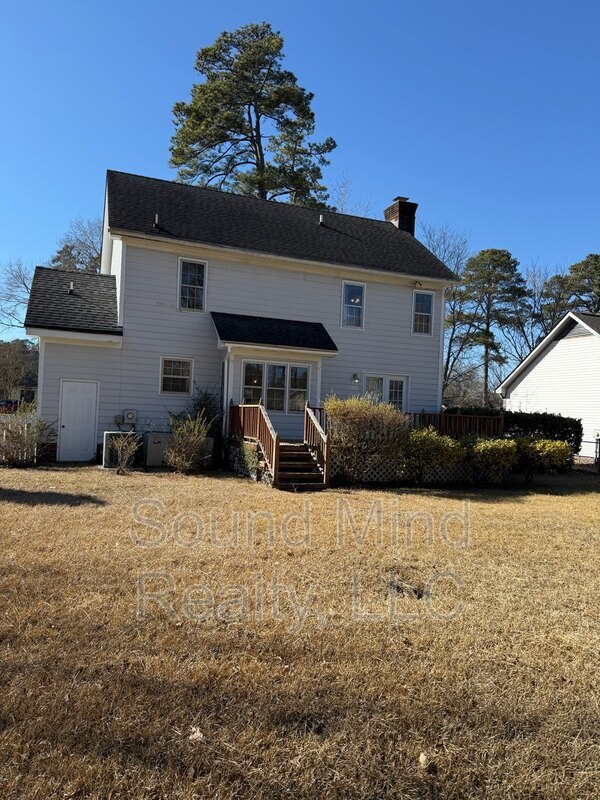 1105 Beechwood Dr in Rocky Mount, NC - Building Photo - Building Photo