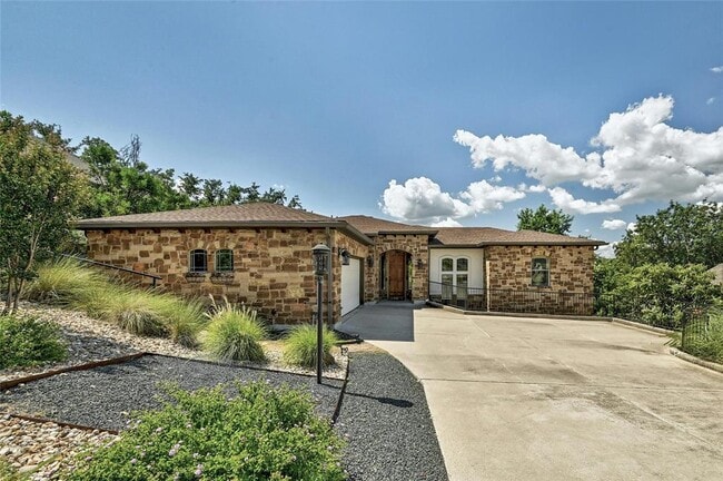 116 Tallstar Dr in Lakeway, TX - Building Photo - Building Photo